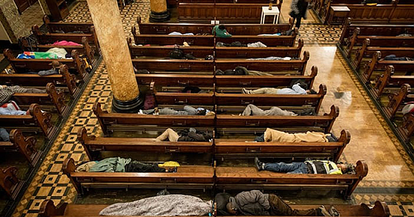 This Church Gives Blankets To The Homeless And AllowsThem To Sleep Overnight