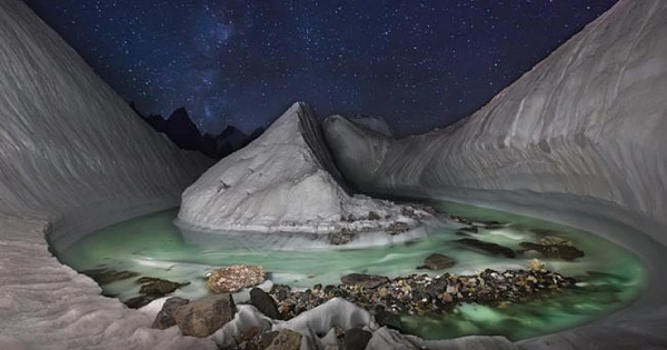 A Photographer With A Drone Discovered A Stunning Glacier Scene Hidden In The Himalayas