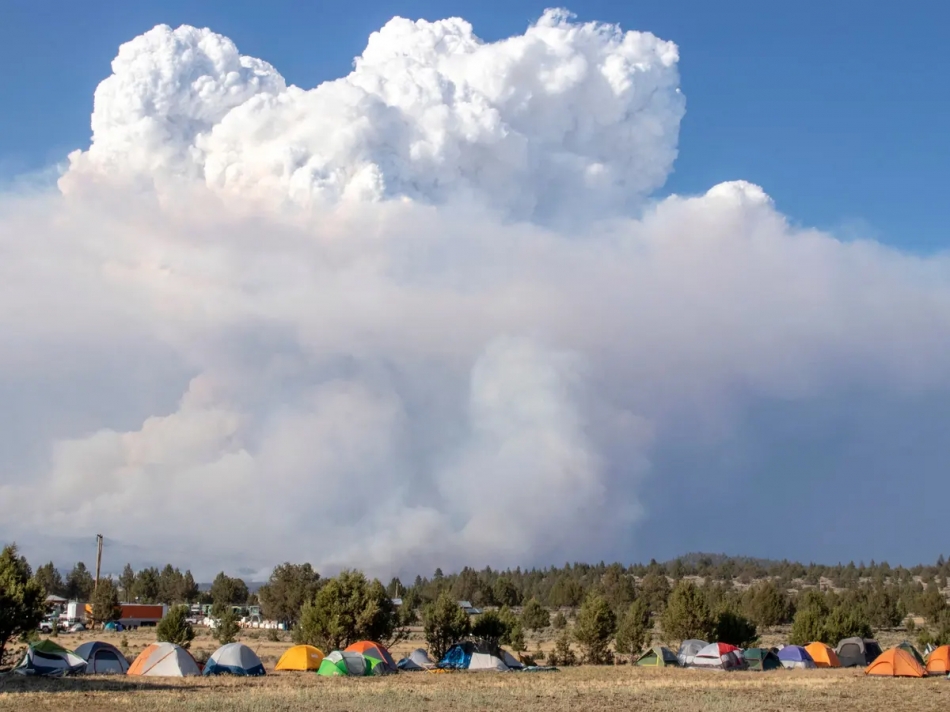 12 Rare And Crazy Looking Cloud Formations In Pictures And Videos
