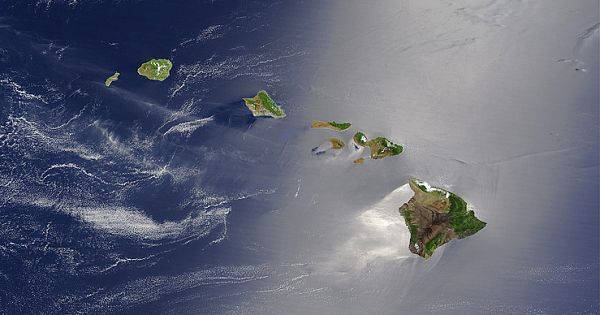 The Underwater Geology Of The Hawaii Islands Is Just Astonishing