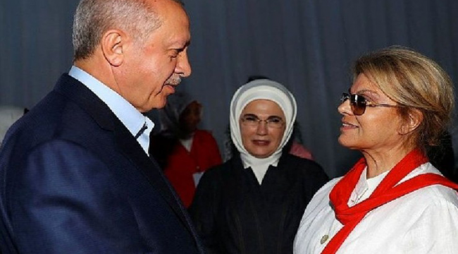 Erdoğan'ın eski Başbakan Tansu Çiller ile bir araya geldiği belirtiliyor.