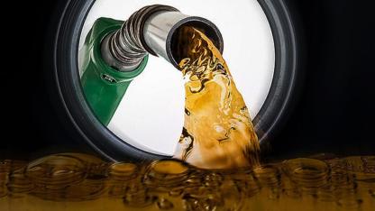 Benzin ve motorine çifte indirim geliyor