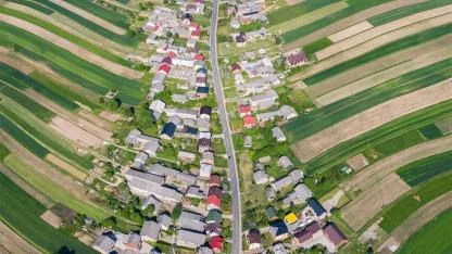 Poland’s Remarkable One-Street Town: Discover Life Along Sułoszowa’s 9-Kilometer Community