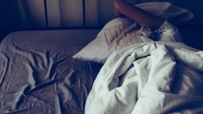 Waking Up Between 3 and 5 AM: Spiritual Awakening or Hidden Message From Your Body?