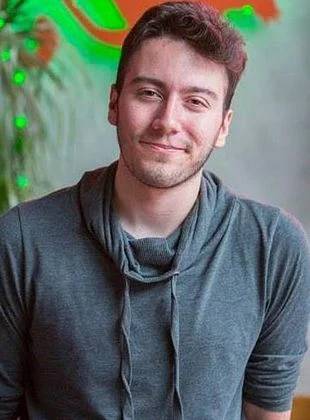Ünlü Youtuber Enes Batur'dan şaşırtan hareket !
