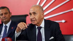Eski CHP Genel Başkanı Hastaneye Kaldırıldı !
