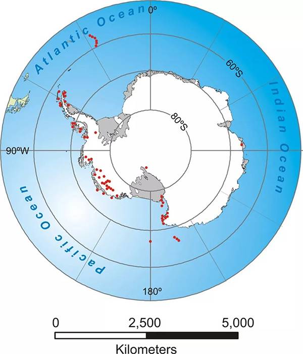 Hidden Fire Under Ice: Do Antarctica’s Buried Volcanoes Threaten the World’s Largest Ice Sheet?