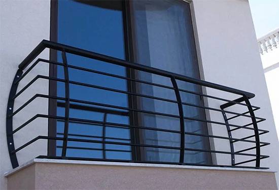 Why Do Some Window Grills Curve at the Bottom? The Surprising Reason Most Homeowners Don’t Know