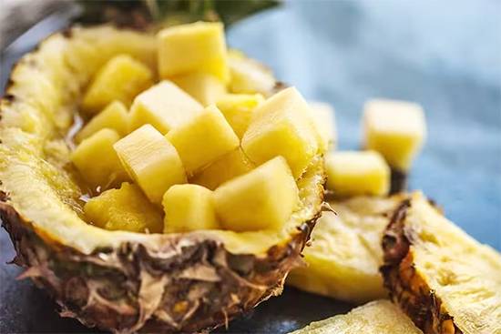 6 Powerful Health Benefits of Eating One Cup of Pineapple Every Day