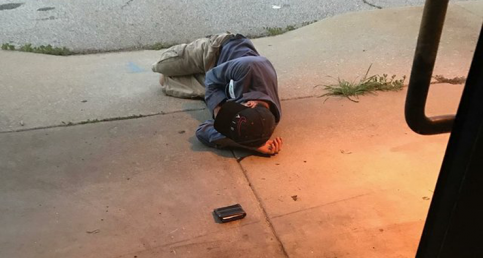 Homeless Man Sleeps Outside Of Animal Shelter Hoping That They Have Found His Lost Dog